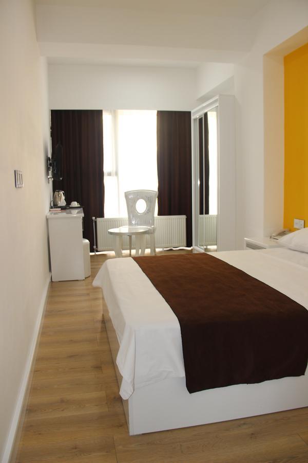 Отель Mark Hotel Баку Экстерьер фото