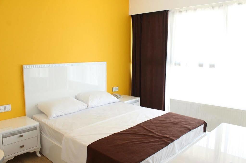 Отель Mark Hotel Баку Экстерьер фото