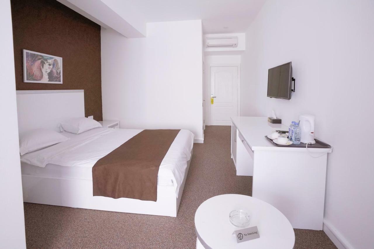 Отель Mark Hotel Баку Экстерьер фото
