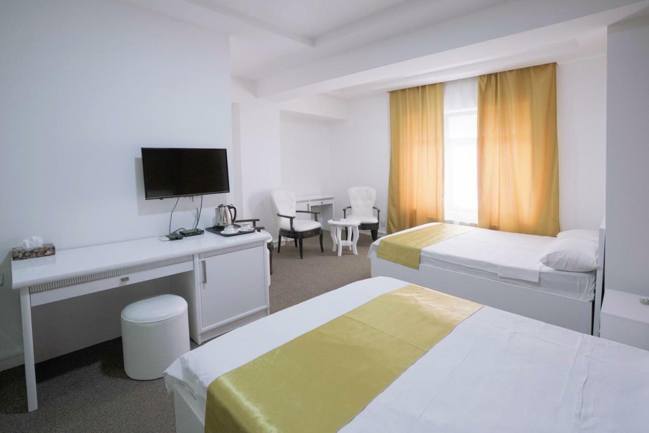 Отель Mark Hotel Баку Экстерьер фото